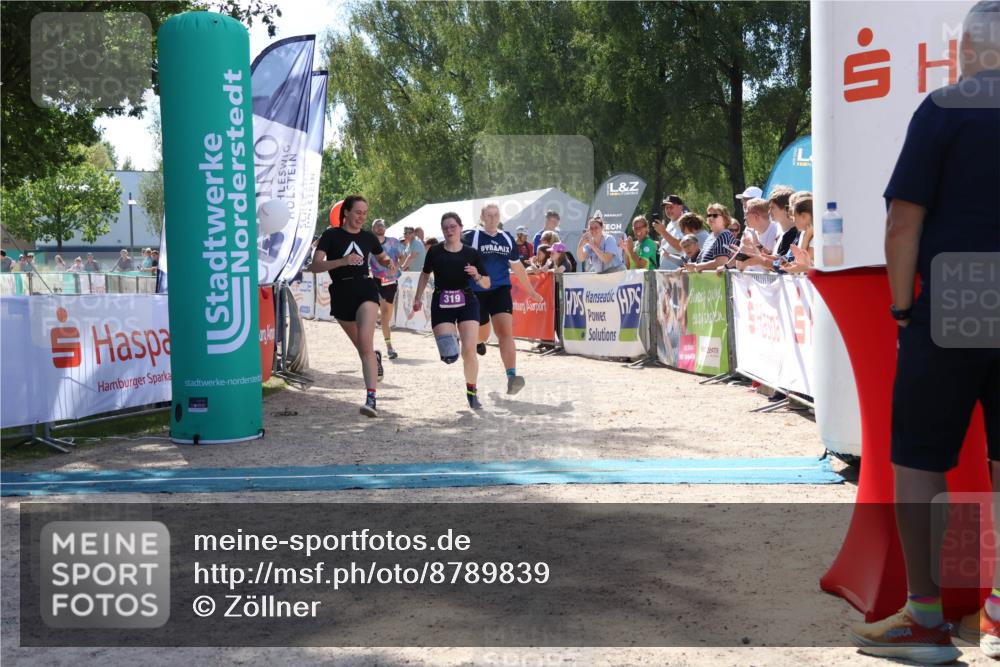 07.09.2025 - 19. Norderstedt Triathlon Zöllner http://msf.ph/oto/8789839 07.09.2025 13:54:33 Ziel 319, 1261 meine-sportfotos.de
