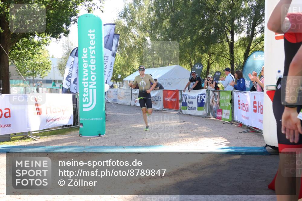 07.09.2025 - 19. Norderstedt Triathlon Zöllner http://msf.ph/oto/8789847 07.09.2025 16:21:32 Ziel 510 meine-sportfotos.de