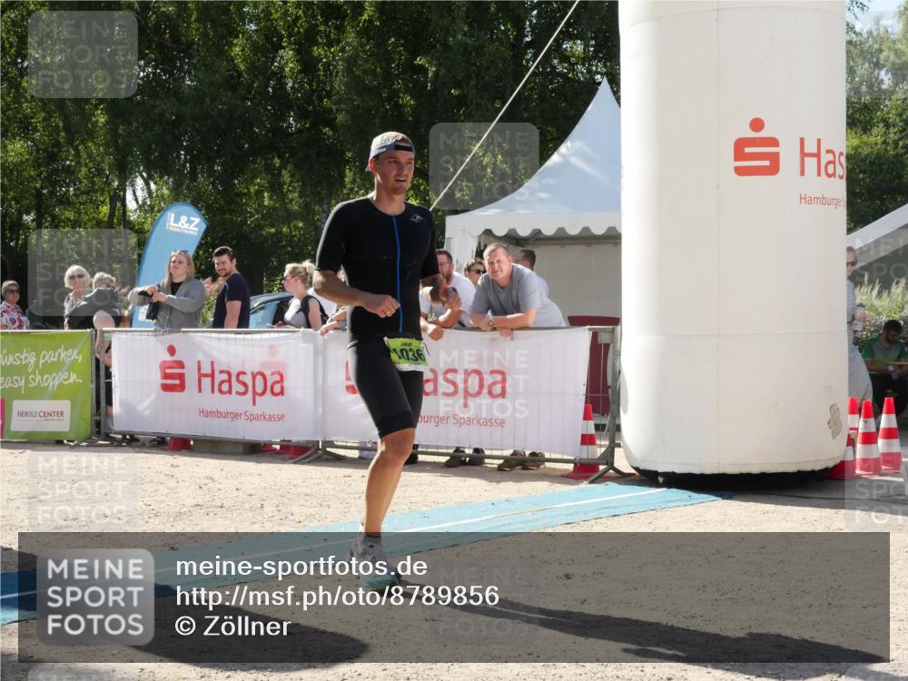 07.09.2025 - 19. Norderstedt Triathlon Zöllner http://msf.ph/oto/8789856 07.09.2025 15:22:27 Ziel 1036 meine-sportfotos.de