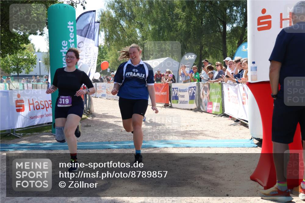 07.09.2025 - 19. Norderstedt Triathlon Zöllner http://msf.ph/oto/8789857 07.09.2025 13:54:35 Ziel 319, 1261 meine-sportfotos.de