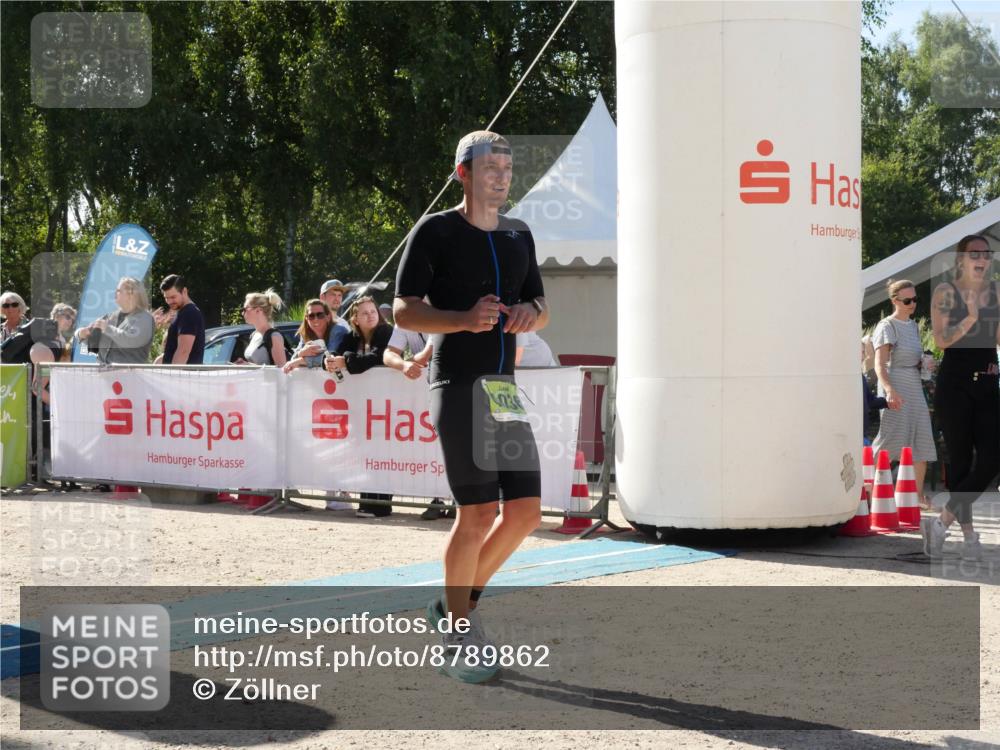 07.09.2025 - 19. Norderstedt Triathlon Zöllner http://msf.ph/oto/8789862 07.09.2025 15:22:27 Ziel 1036 meine-sportfotos.de
