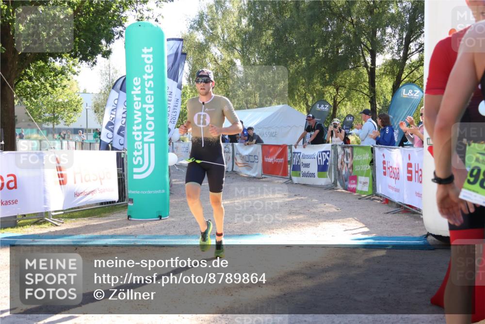 07.09.2025 - 19. Norderstedt Triathlon Zöllner http://msf.ph/oto/8789864 07.09.2025 16:21:33 Ziel 442, 510 meine-sportfotos.de
