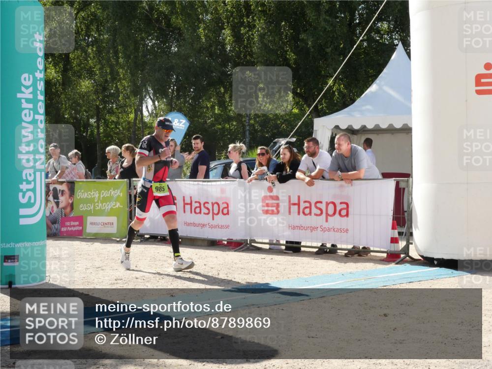 07.09.2025 - 19. Norderstedt Triathlon Zöllner http://msf.ph/oto/8789869 07.09.2025 15:22:37 Ziel 985 meine-sportfotos.de