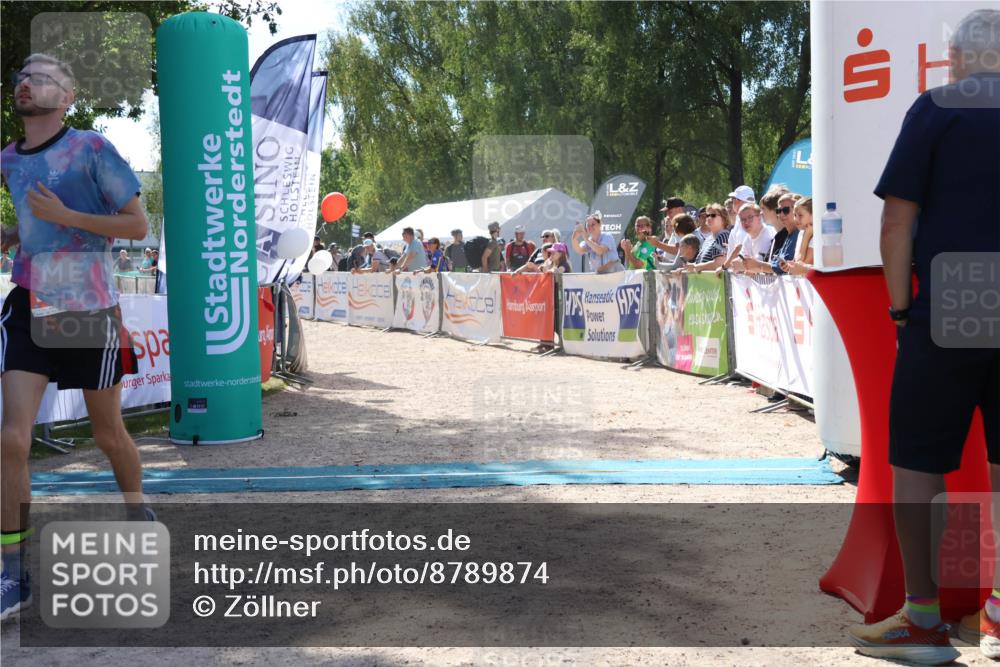 07.09.2025 - 19. Norderstedt Triathlon Zöllner http://msf.ph/oto/8789874 07.09.2025 13:54:37 Ziel 319, 1261 meine-sportfotos.de