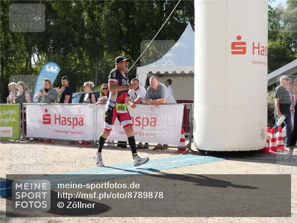 07.09.2025 - 19. Norderstedt Triathlon Zöllner http://msf.ph/oto/8789878 07.09.2025 15:22:38 Ziel 985 meine-sportfotos.de