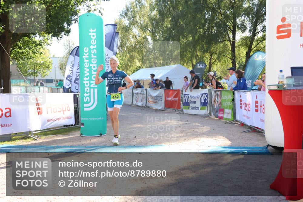 07.09.2025 - 19. Norderstedt Triathlon Zöllner http://msf.ph/oto/8789880 07.09.2025 16:21:38 Ziel 379, 442, 510 meine-sportfotos.de
