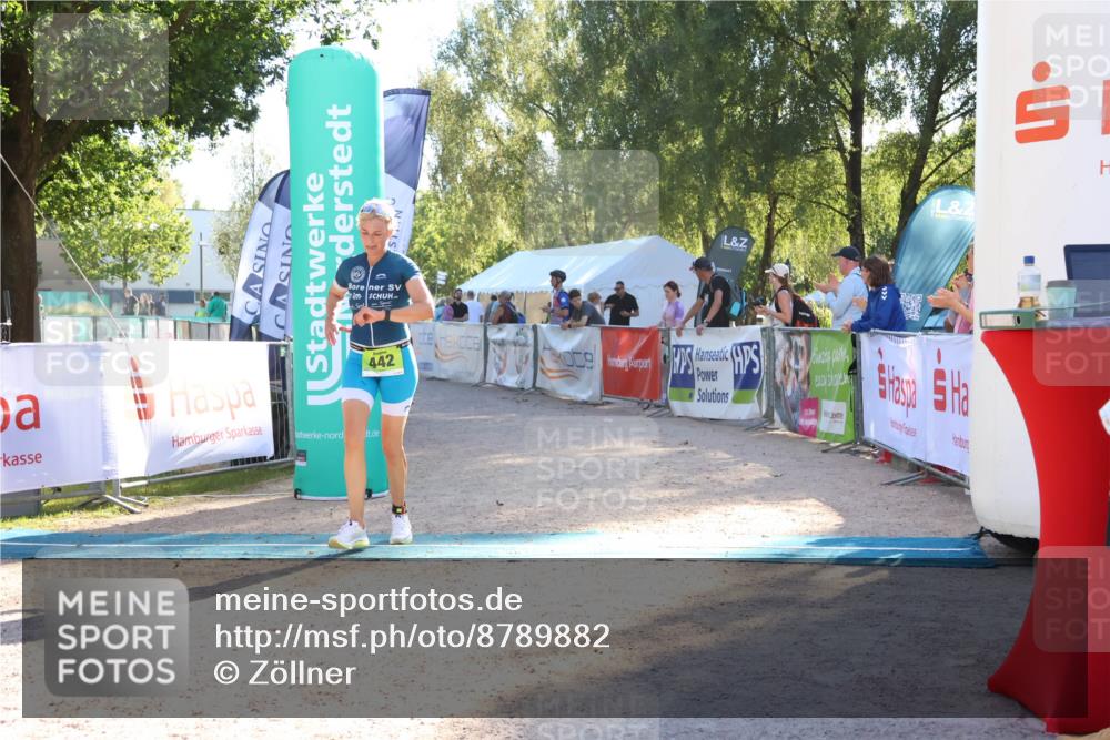 07.09.2025 - 19. Norderstedt Triathlon Zöllner http://msf.ph/oto/8789882 07.09.2025 16:21:38 Ziel 379, 442, 510 meine-sportfotos.de