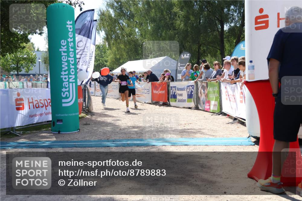 07.09.2025 - 19. Norderstedt Triathlon Zöllner http://msf.ph/oto/8789883 07.09.2025 13:55:05 Ziel 321 meine-sportfotos.de