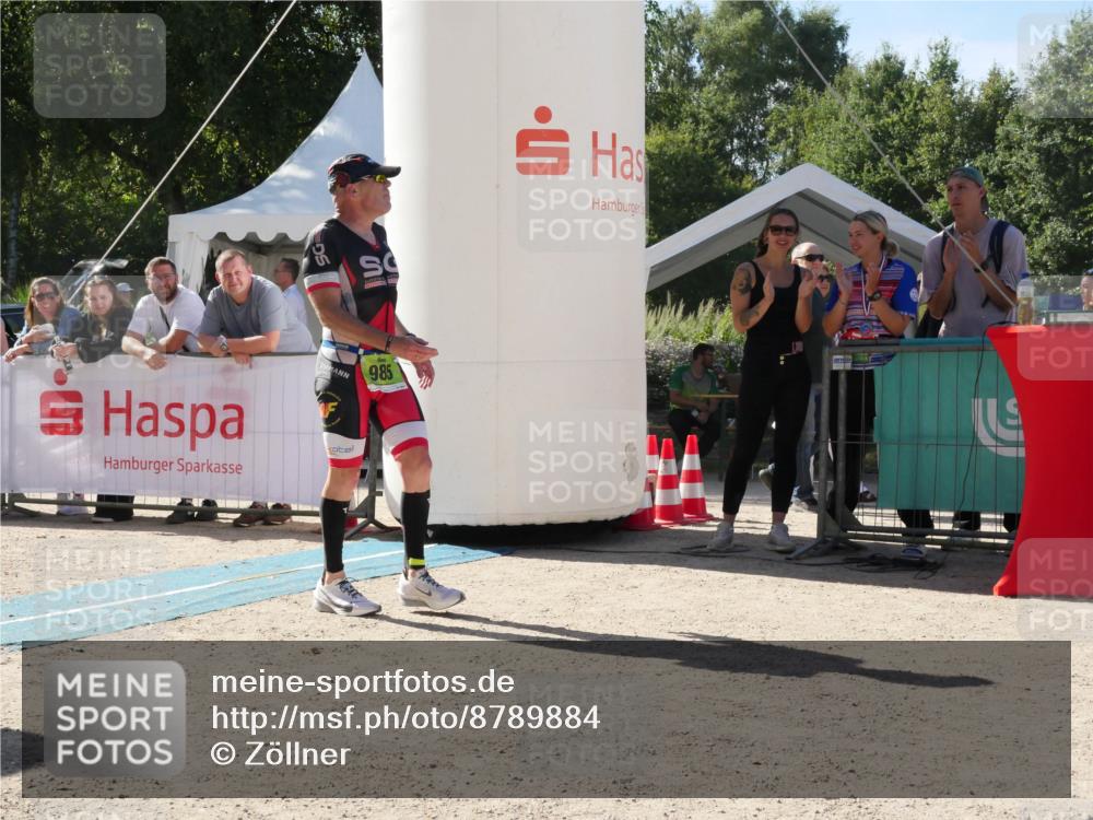 07.09.2025 - 19. Norderstedt Triathlon Zöllner http://msf.ph/oto/8789884 07.09.2025 15:22:39 Ziel 985 meine-sportfotos.de