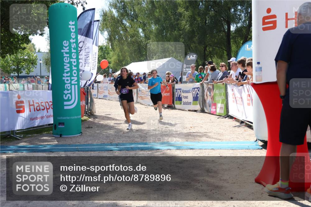 07.09.2025 - 19. Norderstedt Triathlon Zöllner http://msf.ph/oto/8789896 07.09.2025 13:55:07 Ziel 321, 842 meine-sportfotos.de