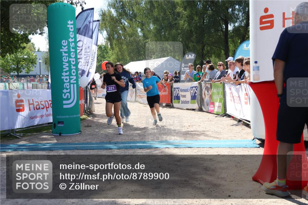 07.09.2025 - 19. Norderstedt Triathlon Zöllner http://msf.ph/oto/8789900 07.09.2025 13:55:07 Ziel 321, 842 meine-sportfotos.de