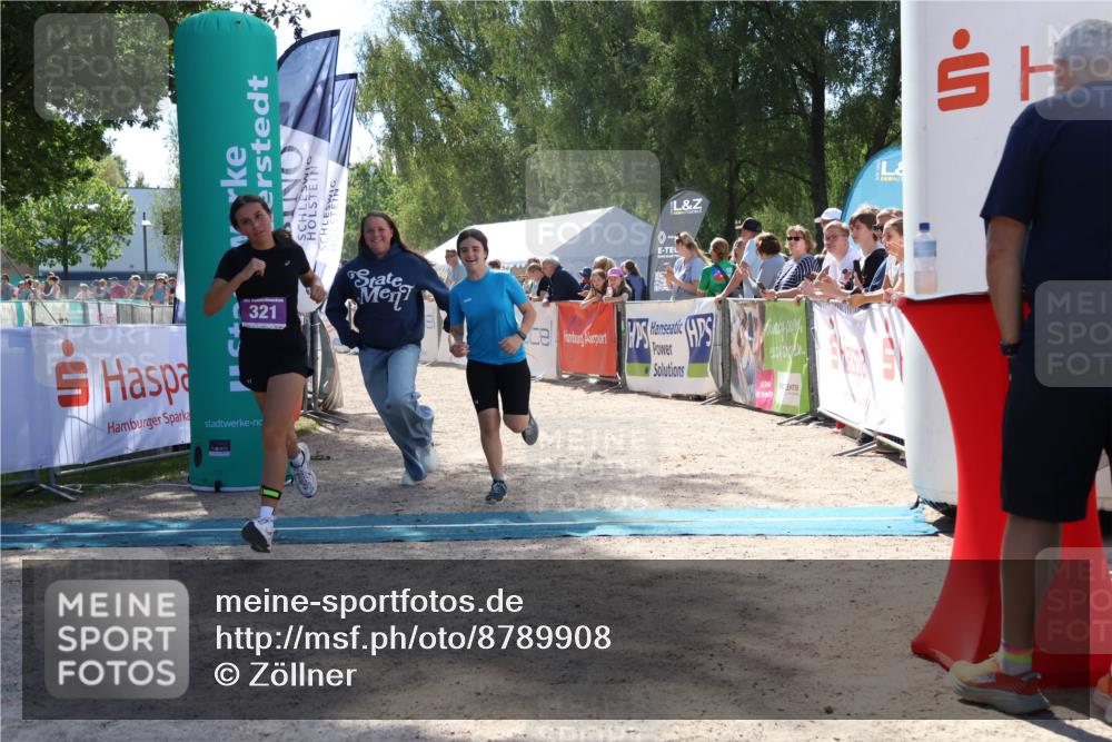 07.09.2025 - 19. Norderstedt Triathlon Zöllner http://msf.ph/oto/8789908 07.09.2025 13:55:08 Ziel 321, 842 meine-sportfotos.de