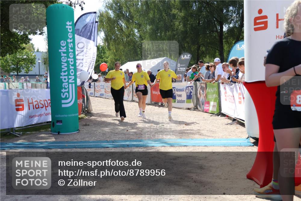 07.09.2025 - 19. Norderstedt Triathlon Zöllner http://msf.ph/oto/8789956 07.09.2025 13:56:01 Ziel 329 meine-sportfotos.de