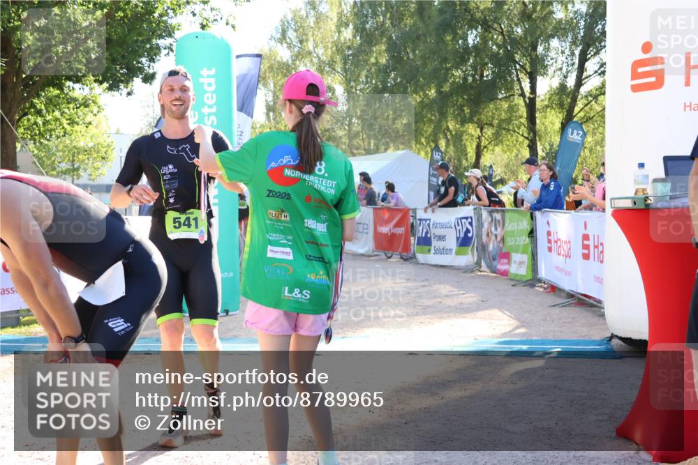 07.09.2025 - 19. Norderstedt Triathlon Zöllner http://msf.ph/oto/8789965 07.09.2025 16:22:03 Ziel 504, 522, 541 meine-sportfotos.de