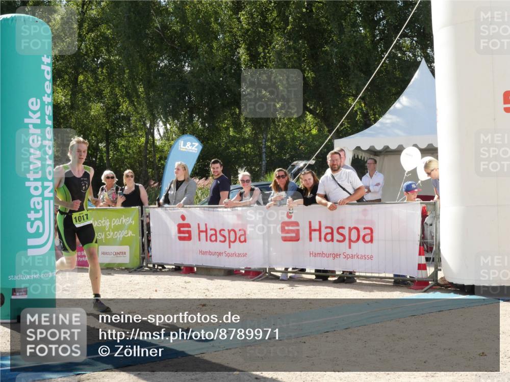 07.09.2025 - 19. Norderstedt Triathlon Zöllner http://msf.ph/oto/8789971 07.09.2025 15:24:56 Ziel 1017 meine-sportfotos.de
