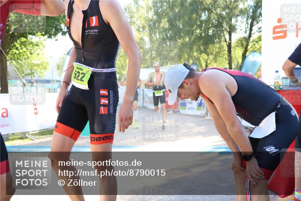 07.09.2025 - 19. Norderstedt Triathlon Zöllner http://msf.ph/oto/8790015 07.09.2025 16:22:25 Ziel 513, 517 meine-sportfotos.de