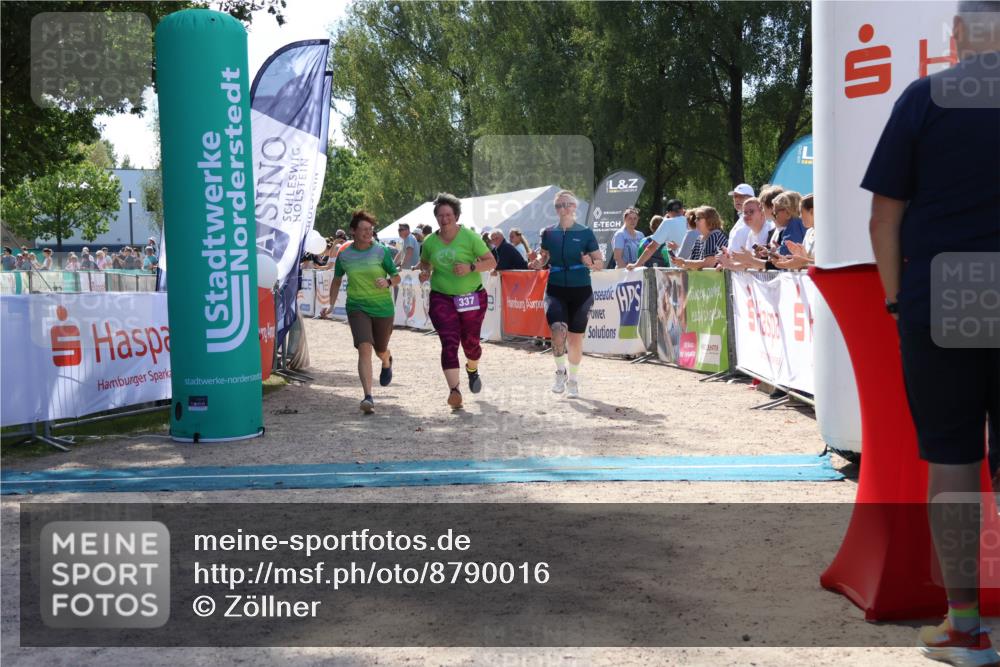 07.09.2025 - 19. Norderstedt Triathlon Zöllner http://msf.ph/oto/8790016 07.09.2025 13:56:40 Ziel 337 meine-sportfotos.de