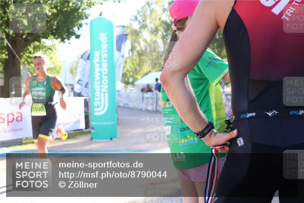 07.09.2025 - 19. Norderstedt Triathlon Zöllner http://msf.ph/oto/8790044 07.09.2025 16:23:00 Ziel 1500 meine-sportfotos.de