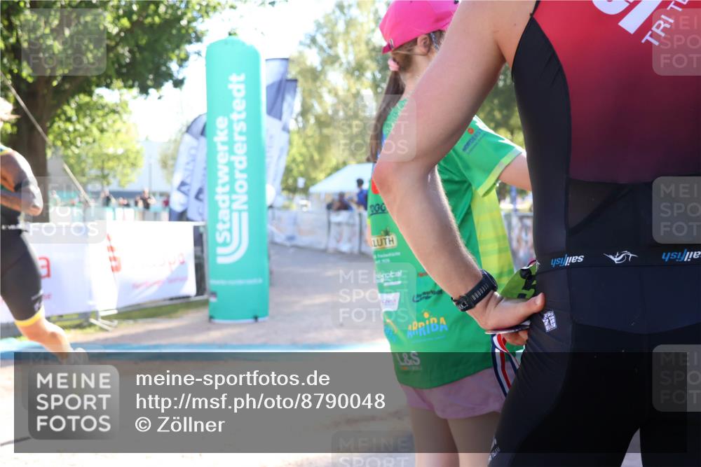 07.09.2025 - 19. Norderstedt Triathlon Zöllner http://msf.ph/oto/8790048 07.09.2025 16:23:00 Ziel 1500 meine-sportfotos.de