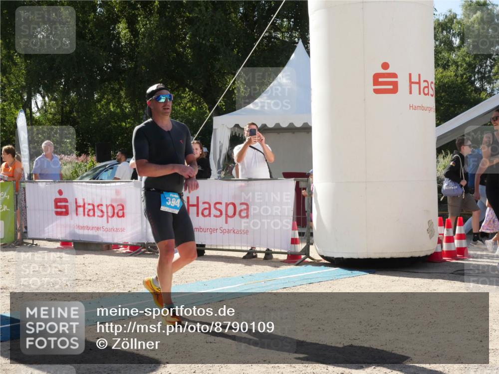 07.09.2025 - 19. Norderstedt Triathlon Zöllner http://msf.ph/oto/8790109 07.09.2025 15:29:24 Ziel 394, 990 meine-sportfotos.de