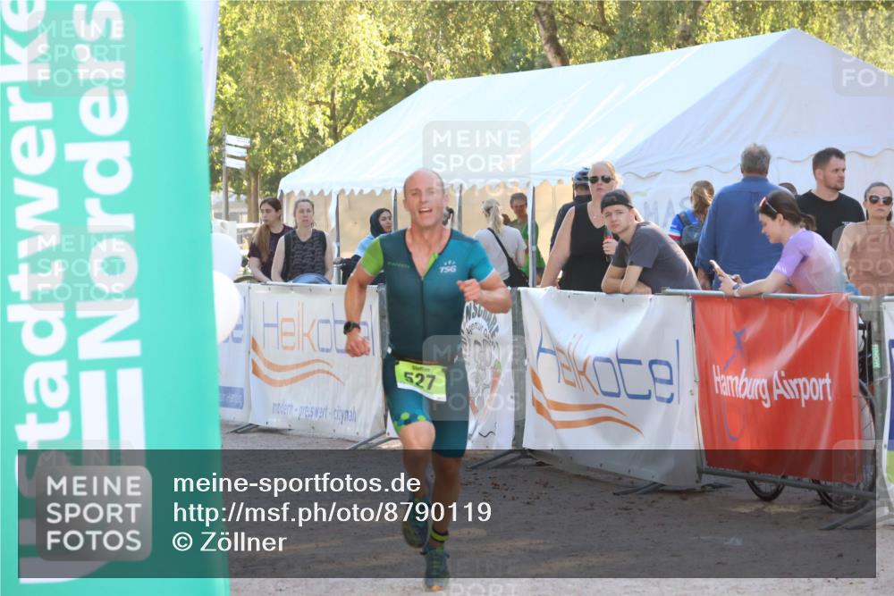 07.09.2025 - 19. Norderstedt Triathlon Zöllner http://msf.ph/oto/8790119 07.09.2025 16:24:04 Ziel 527 meine-sportfotos.de