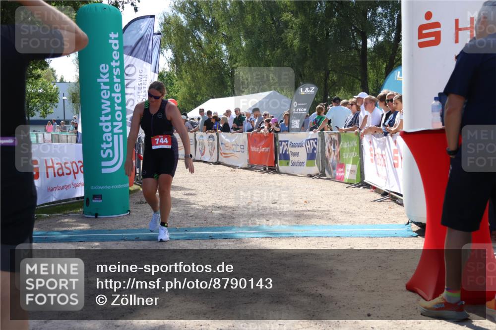 07.09.2025 - 19. Norderstedt Triathlon Zöllner http://msf.ph/oto/8790143 07.09.2025 13:57:19 Ziel 744 meine-sportfotos.de