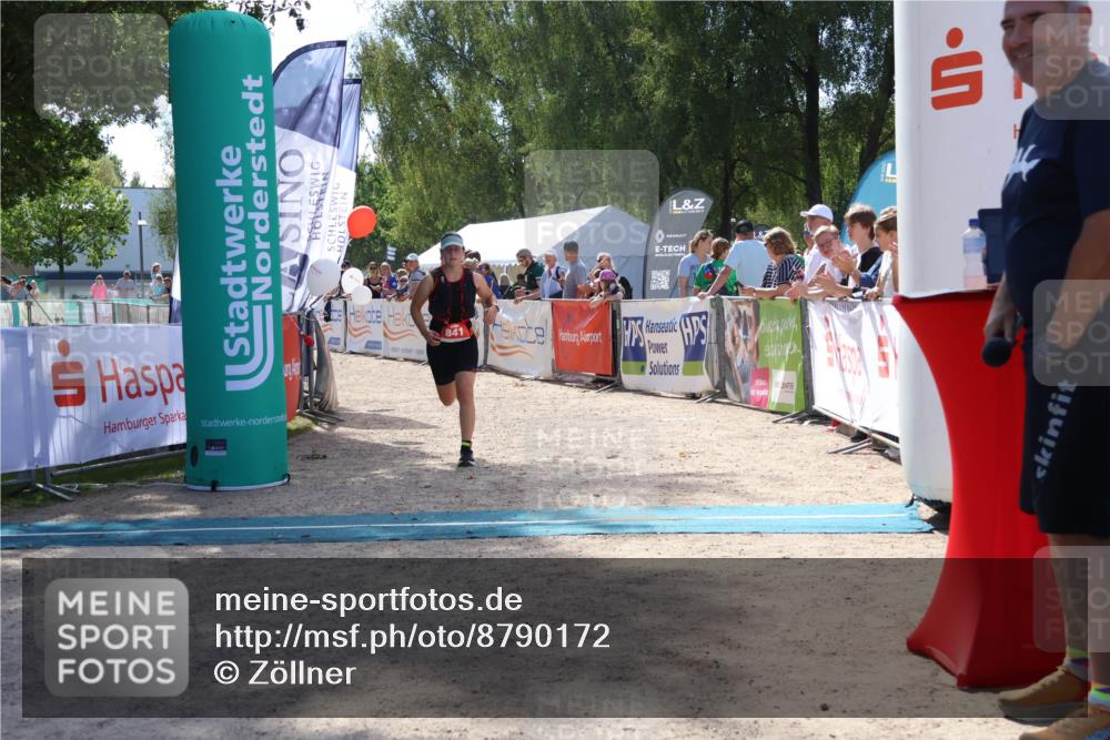 07.09.2025 - 19. Norderstedt Triathlon Zöllner http://msf.ph/oto/8790172 07.09.2025 13:57:39 Ziel 841 meine-sportfotos.de