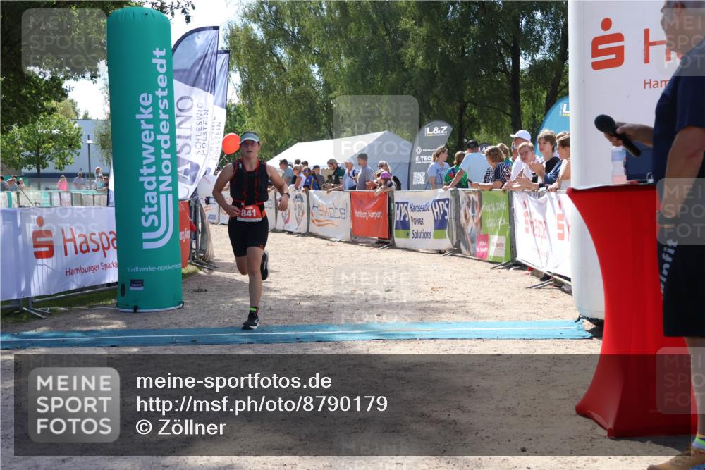 07.09.2025 - 19. Norderstedt Triathlon Zöllner http://msf.ph/oto/8790179 07.09.2025 13:57:39 Ziel 841 meine-sportfotos.de