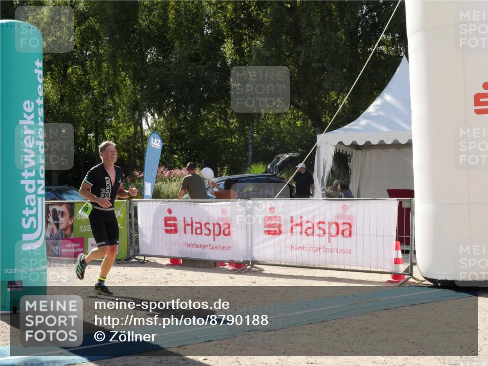 07.09.2025 - 19. Norderstedt Triathlon Zöllner http://msf.ph/oto/8790188 07.09.2025 15:32:38 Ziel 989 meine-sportfotos.de