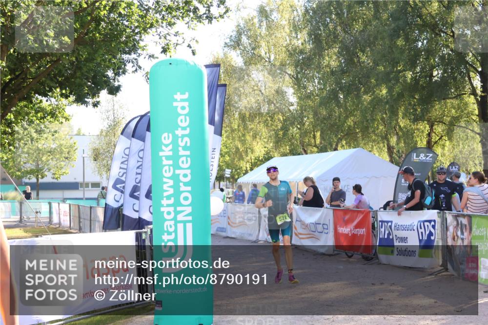 07.09.2025 - 19. Norderstedt Triathlon Zöllner http://msf.ph/oto/8790191 07.09.2025 16:24:47 Ziel 457, 460, 528 meine-sportfotos.de