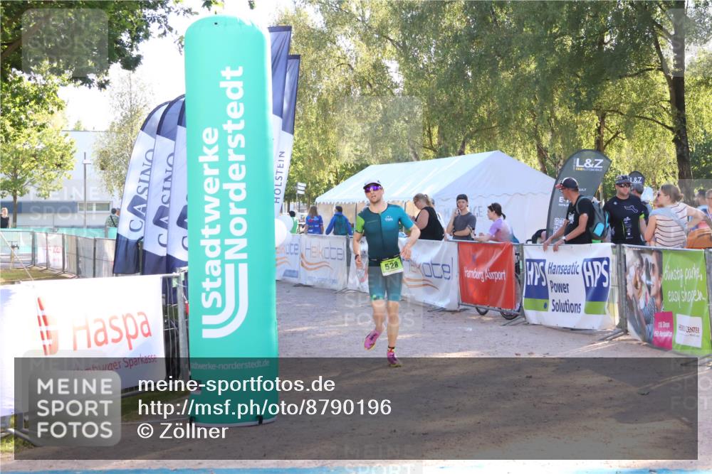07.09.2025 - 19. Norderstedt Triathlon Zöllner http://msf.ph/oto/8790196 07.09.2025 16:24:47 Ziel 457, 460, 528 meine-sportfotos.de