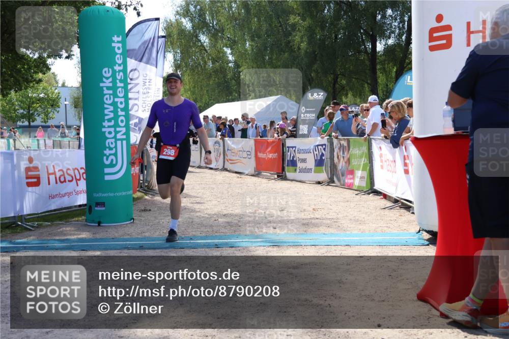 07.09.2025 - 19. Norderstedt Triathlon Zöllner http://msf.ph/oto/8790208 07.09.2025 13:58:21 Ziel 298, 312 meine-sportfotos.de