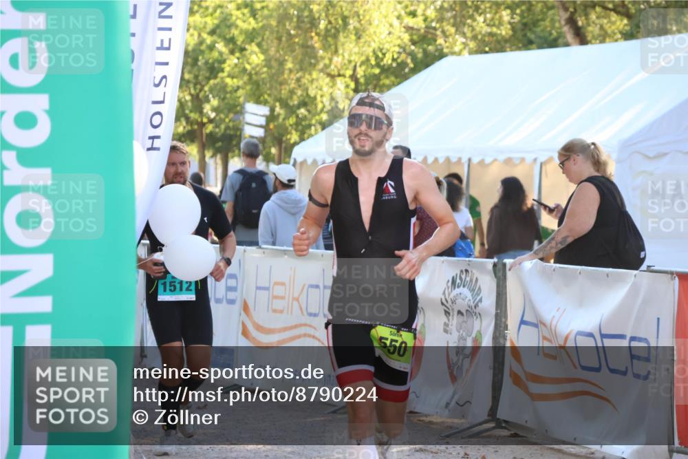 07.09.2025 - 19. Norderstedt Triathlon Zöllner http://msf.ph/oto/8790224 07.09.2025 16:25:00 Ziel 550, 1512, 1522 meine-sportfotos.de