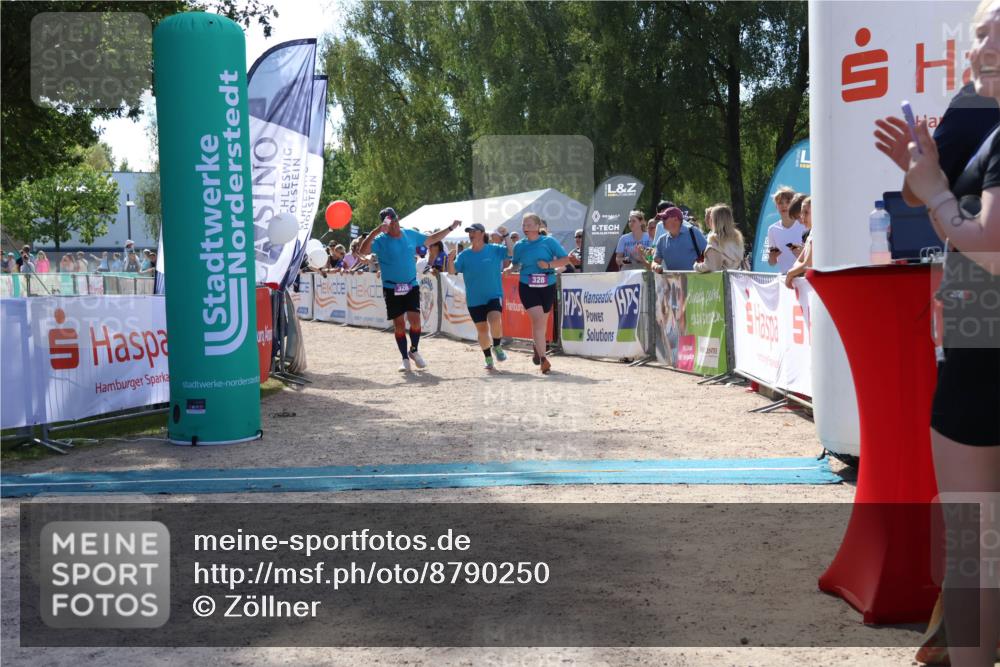 07.09.2025 - 19. Norderstedt Triathlon Zöllner http://msf.ph/oto/8790250 07.09.2025 13:58:46 Ziel 328 meine-sportfotos.de