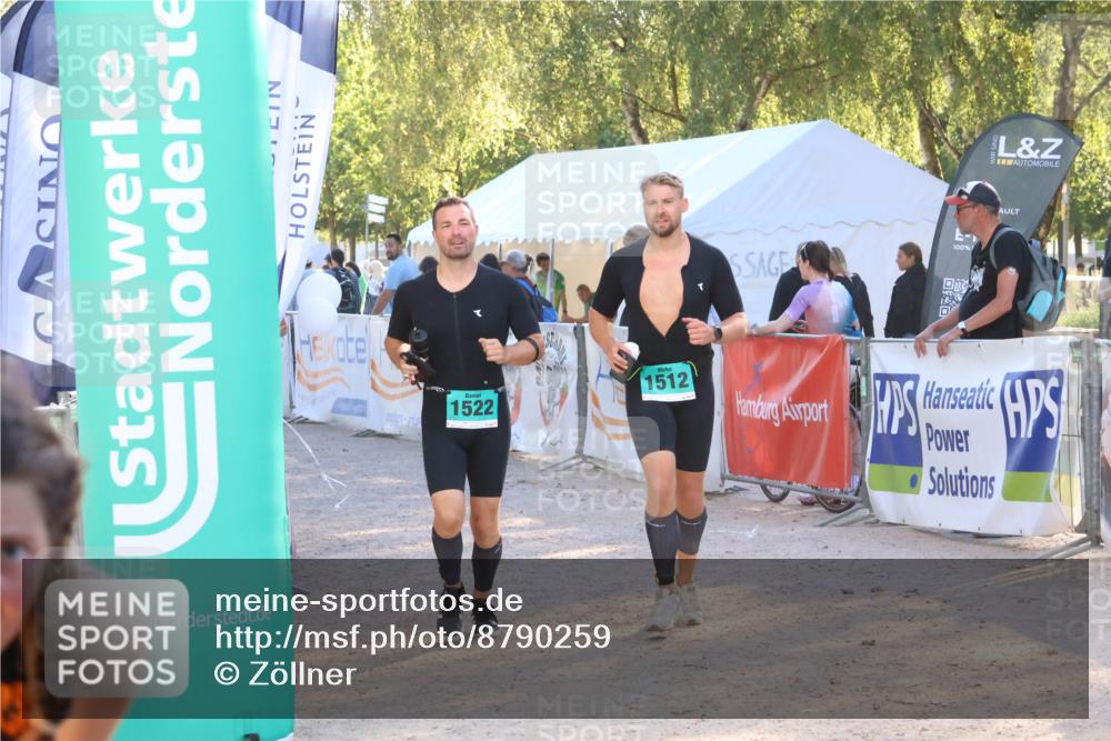 07.09.2025 - 19. Norderstedt Triathlon Zöllner http://msf.ph/oto/8790259 07.09.2025 16:25:03 Ziel 550, 1508, 1512, 1522 meine-sportfotos.de