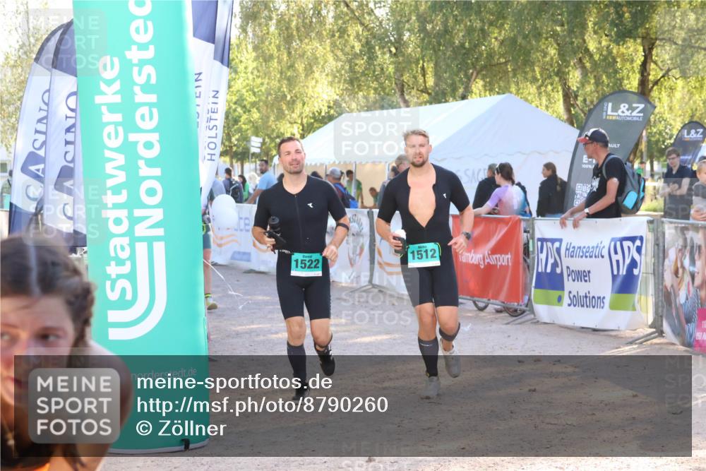 07.09.2025 - 19. Norderstedt Triathlon Zöllner http://msf.ph/oto/8790260 07.09.2025 16:25:03 Ziel 550, 1508, 1512, 1522 meine-sportfotos.de