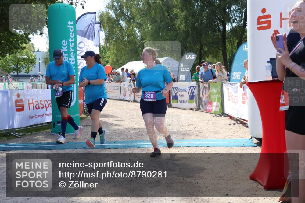 07.09.2025 - 19. Norderstedt Triathlon Zöllner http://msf.ph/oto/8790281 07.09.2025 13:58:49 Ziel 328 meine-sportfotos.de