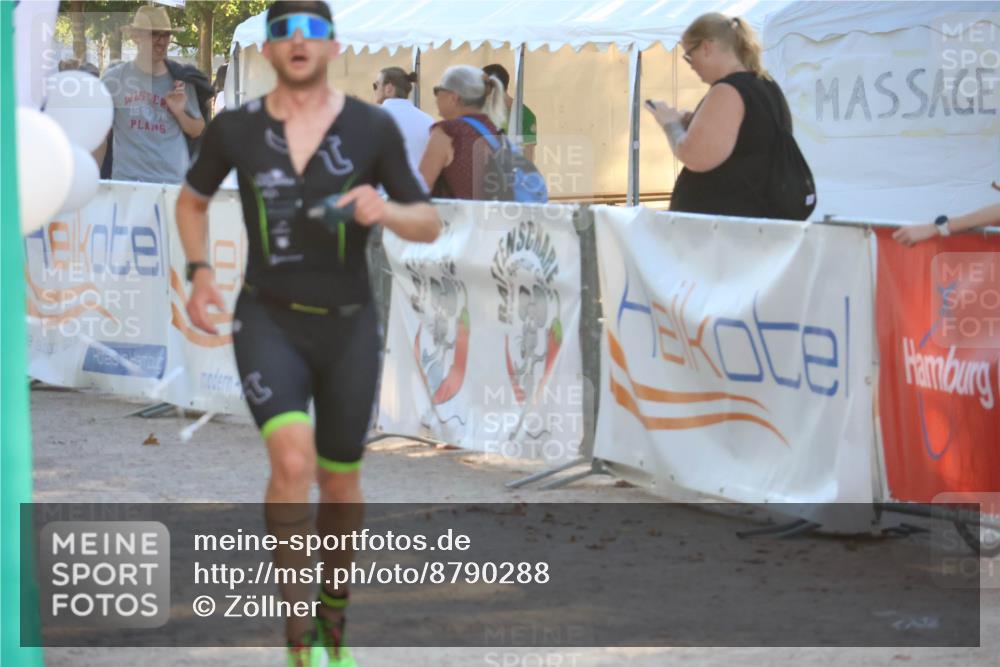 07.09.2025 - 19. Norderstedt Triathlon Zöllner http://msf.ph/oto/8790288 07.09.2025 16:25:28 Ziel 540 meine-sportfotos.de