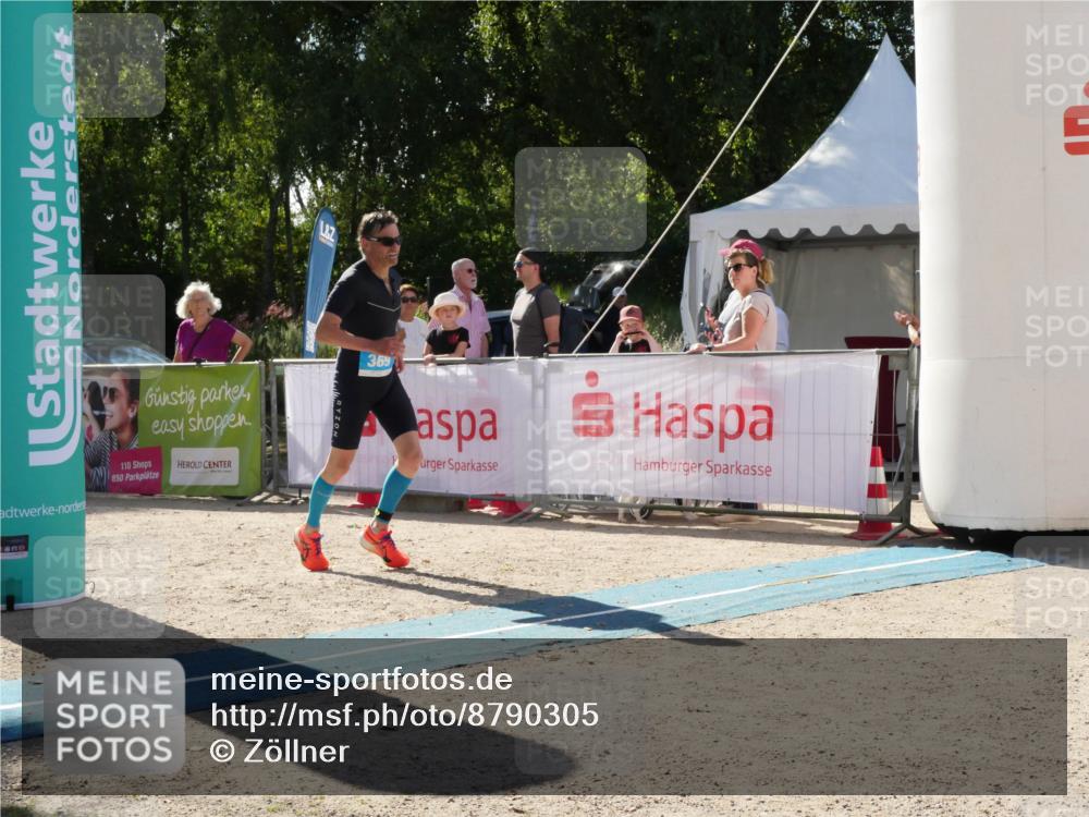 07.09.2025 - 19. Norderstedt Triathlon Zöllner http://msf.ph/oto/8790305 07.09.2025 15:35:58 Ziel 369, 872 meine-sportfotos.de