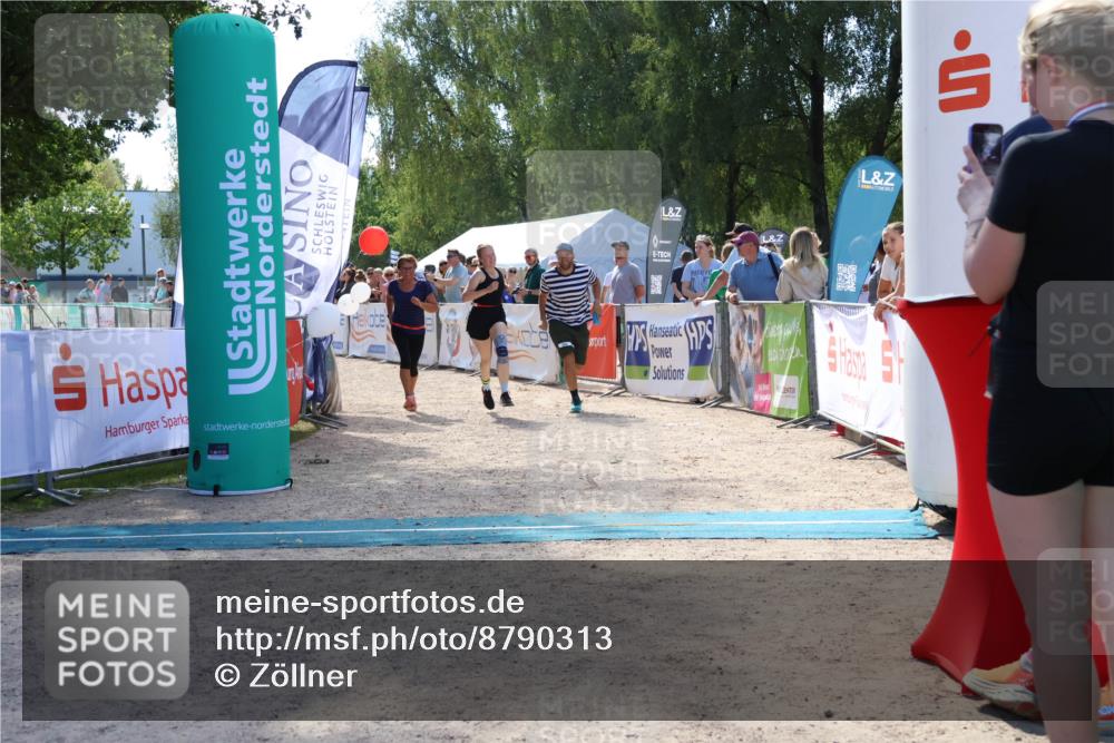 07.09.2025 - 19. Norderstedt Triathlon Zöllner http://msf.ph/oto/8790313 07.09.2025 13:59:00 Ziel 350 meine-sportfotos.de