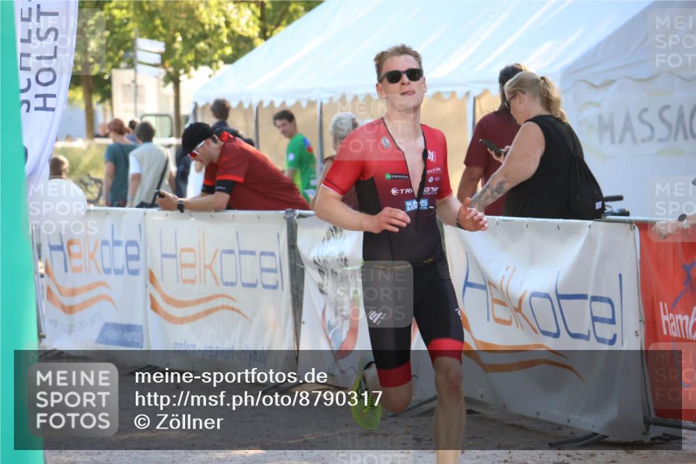 07.09.2025 - 19. Norderstedt Triathlon Zöllner http://msf.ph/oto/8790317 07.09.2025 16:26:02 Ziel 499 meine-sportfotos.de
