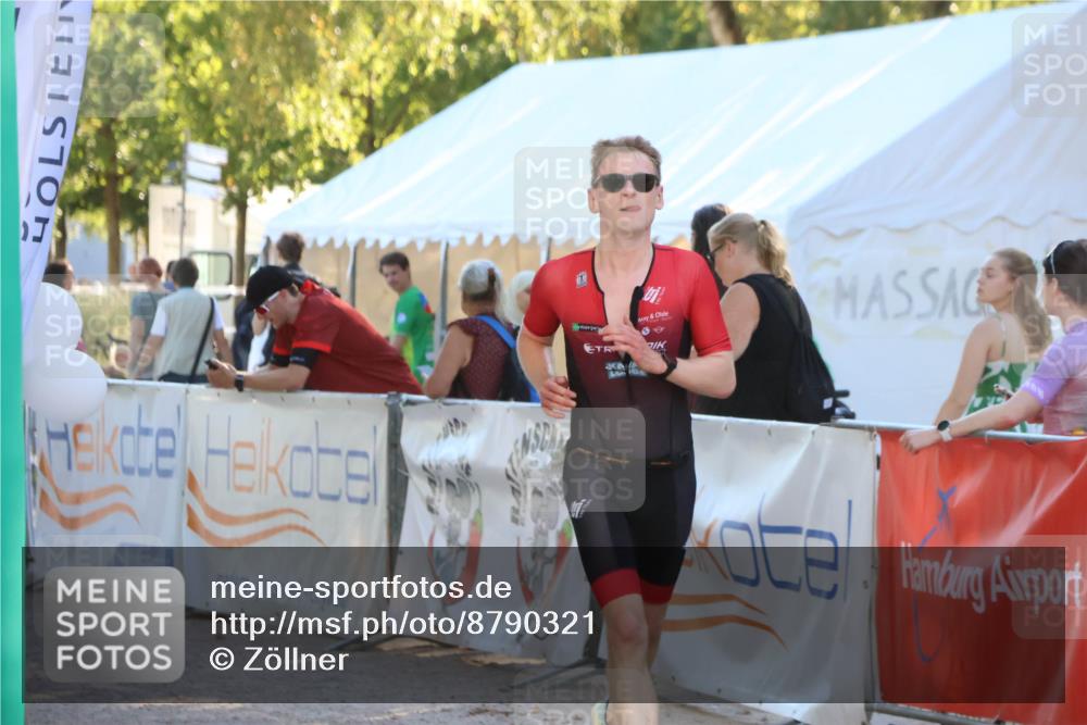 07.09.2025 - 19. Norderstedt Triathlon Zöllner http://msf.ph/oto/8790321 07.09.2025 16:26:02 Ziel 499 meine-sportfotos.de