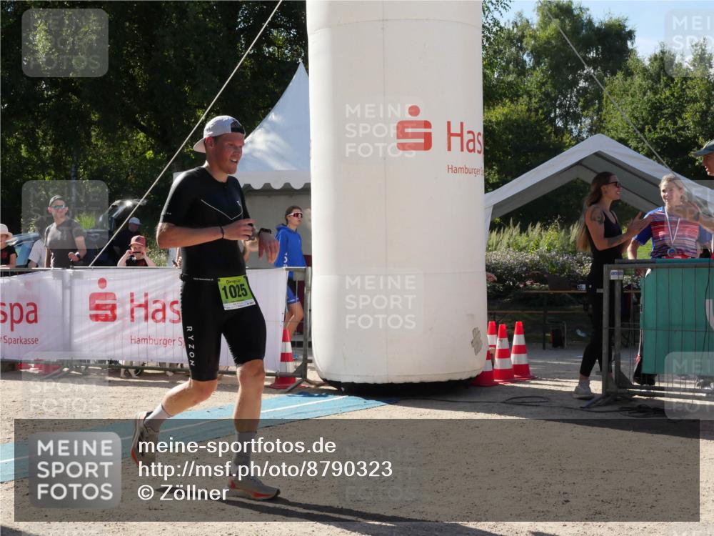 07.09.2025 - 19. Norderstedt Triathlon Zöllner http://msf.ph/oto/8790323 07.09.2025 15:36:57 Ziel 1025 meine-sportfotos.de