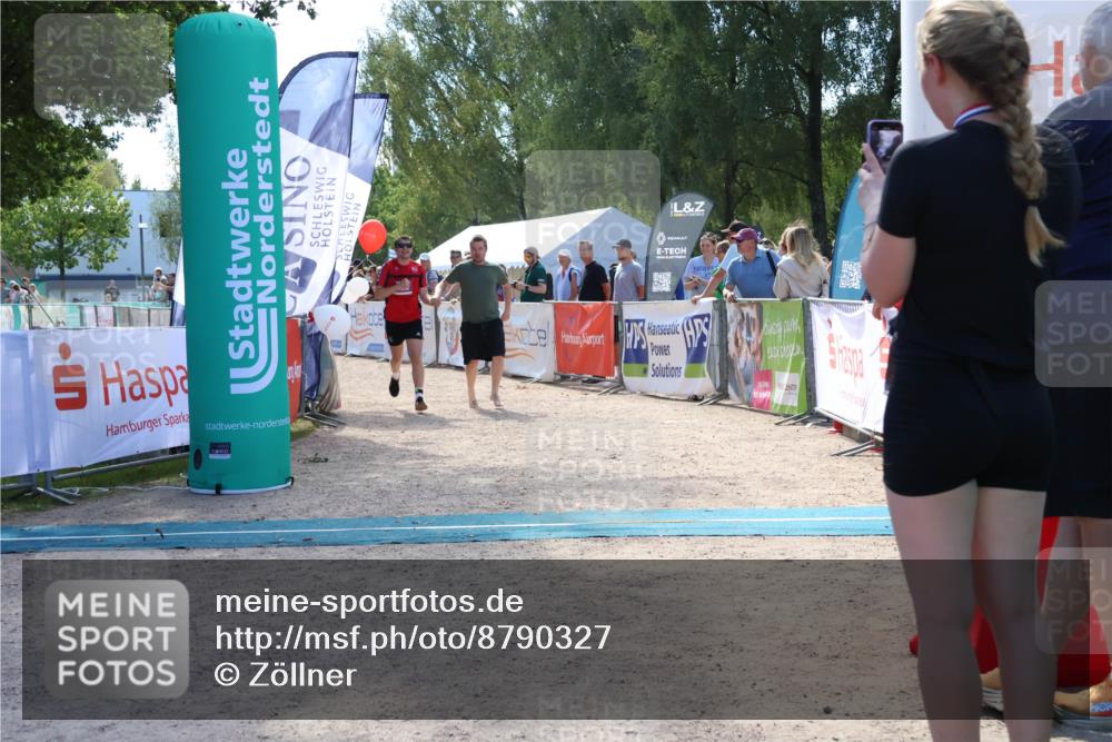 07.09.2025 - 19. Norderstedt Triathlon Zöllner http://msf.ph/oto/8790327 07.09.2025 13:59:17 Ziel 325 meine-sportfotos.de