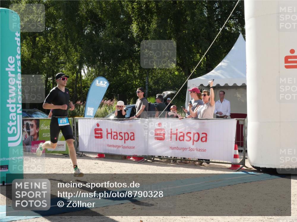 07.09.2025 - 19. Norderstedt Triathlon Zöllner http://msf.ph/oto/8790328 07.09.2025 15:39:19 Ziel 879 meine-sportfotos.de