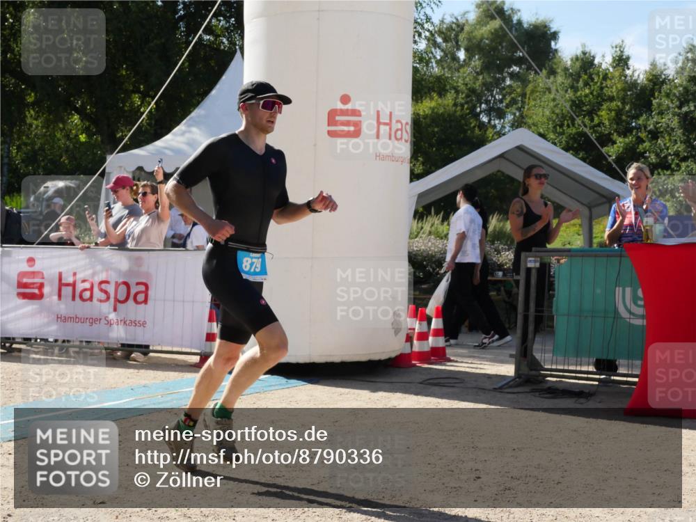 07.09.2025 - 19. Norderstedt Triathlon Zöllner http://msf.ph/oto/8790336 07.09.2025 15:39:20 Ziel 879 meine-sportfotos.de