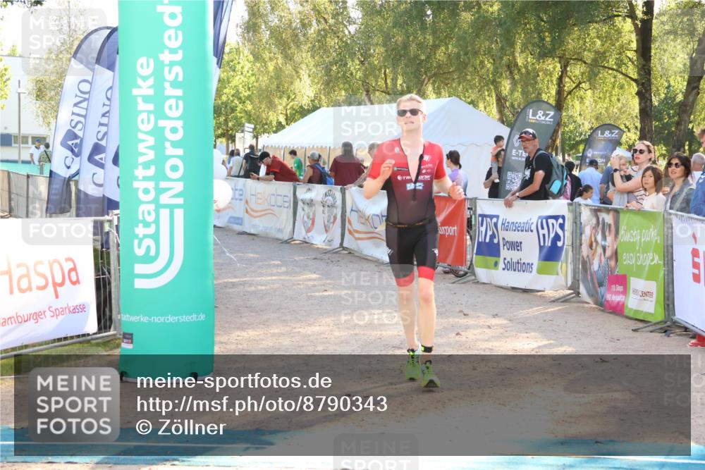 07.09.2025 - 19. Norderstedt Triathlon Zöllner http://msf.ph/oto/8790343 07.09.2025 16:26:04 Ziel 499 meine-sportfotos.de