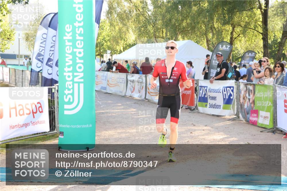 07.09.2025 - 19. Norderstedt Triathlon Zöllner http://msf.ph/oto/8790347 07.09.2025 16:26:04 Ziel 499 meine-sportfotos.de