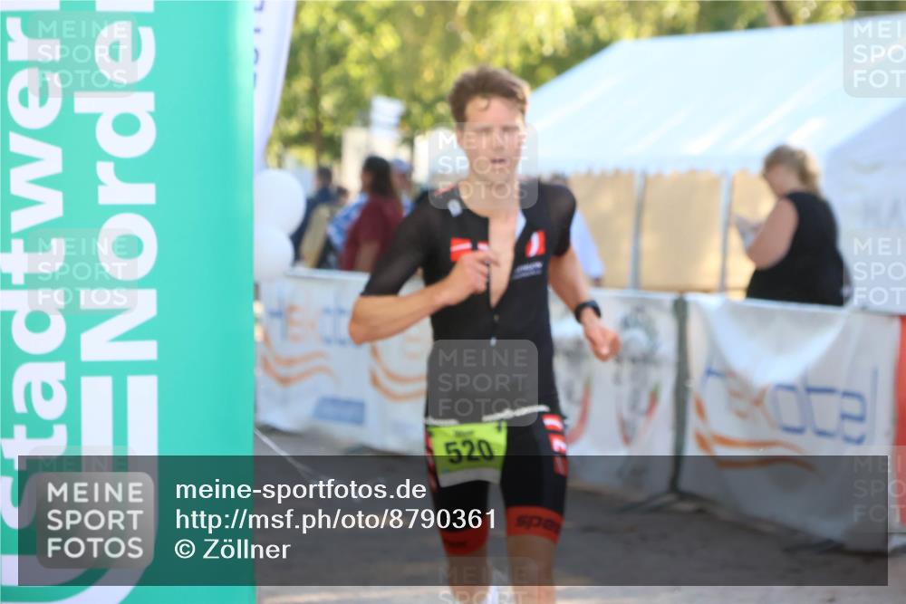 07.09.2025 - 19. Norderstedt Triathlon Zöllner http://msf.ph/oto/8790361 07.09.2025 16:26:23 Ziel 520 meine-sportfotos.de