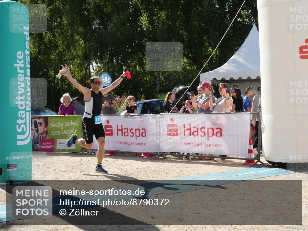 07.09.2025 - 19. Norderstedt Triathlon Zöllner http://msf.ph/oto/8790372 07.09.2025 15:39:52 Ziel 1471 meine-sportfotos.de